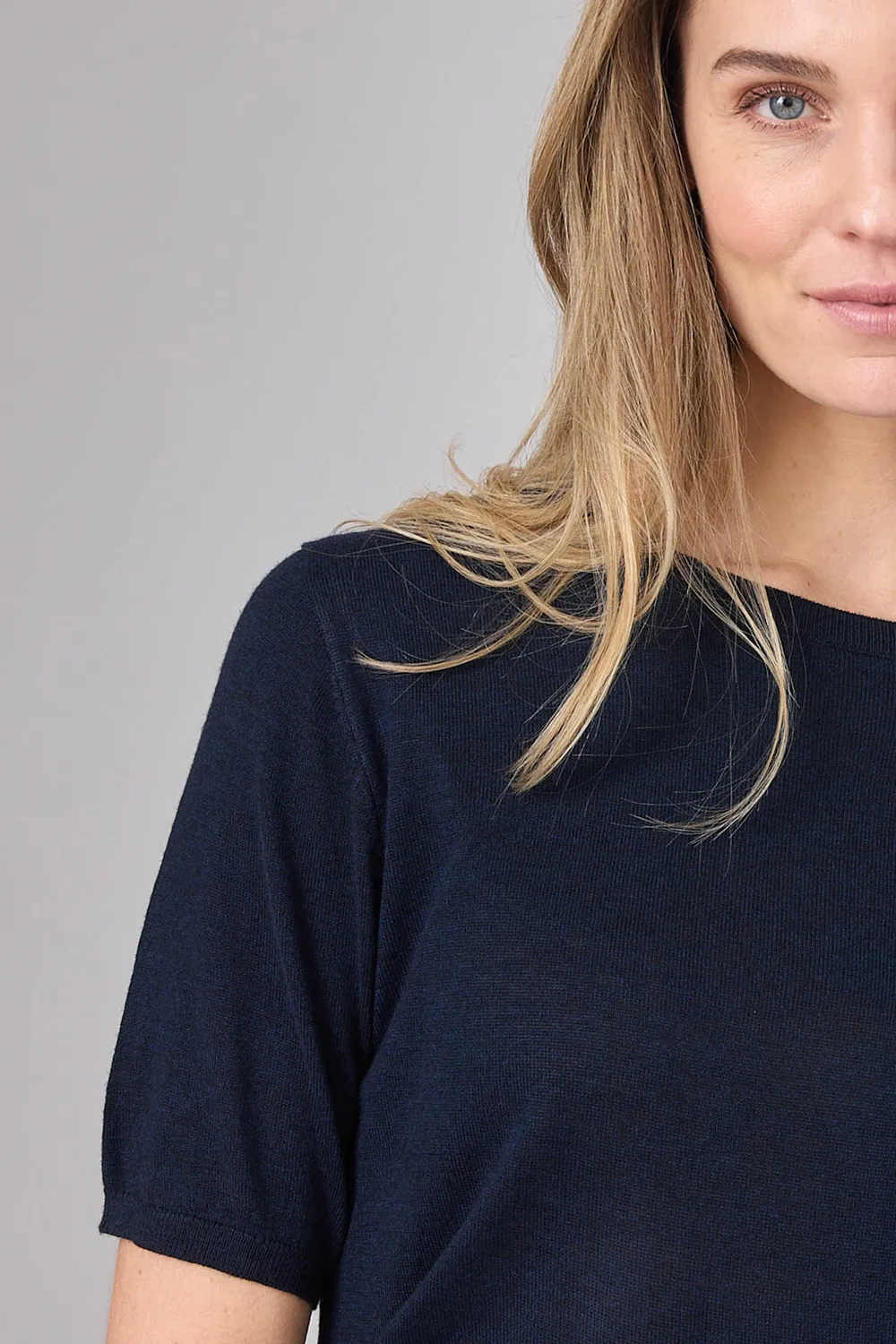 Corel Feline top knit blauw korte mouw