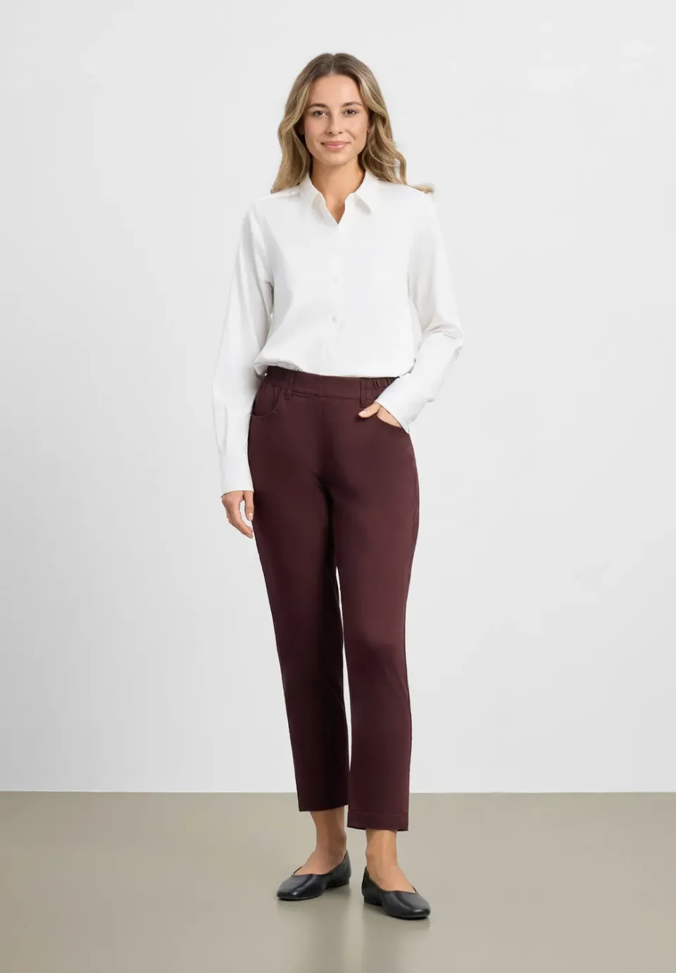 Laurie Ellie Relaxed SL damesbroek Dark Plum 69 cm