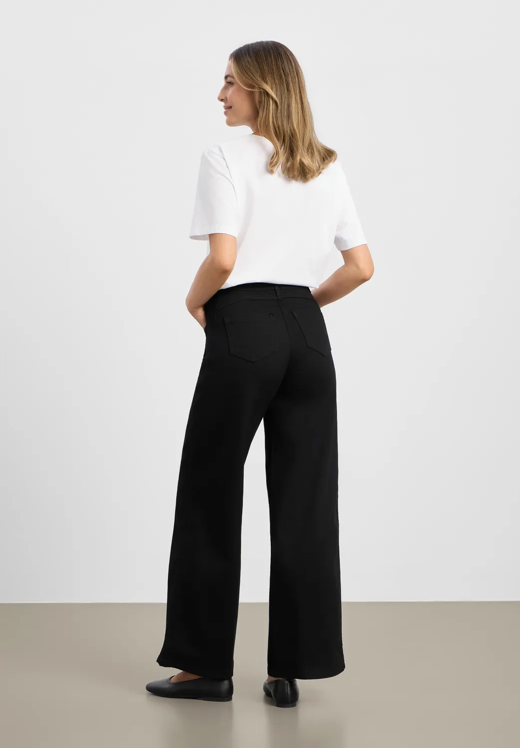 Laurie Serene 100624 Loose ML broek zwart stretch