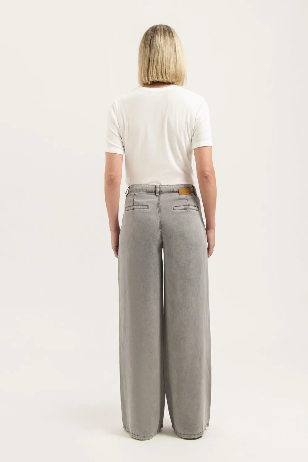 Florez Gina Loose jeans grijs tencel zomer