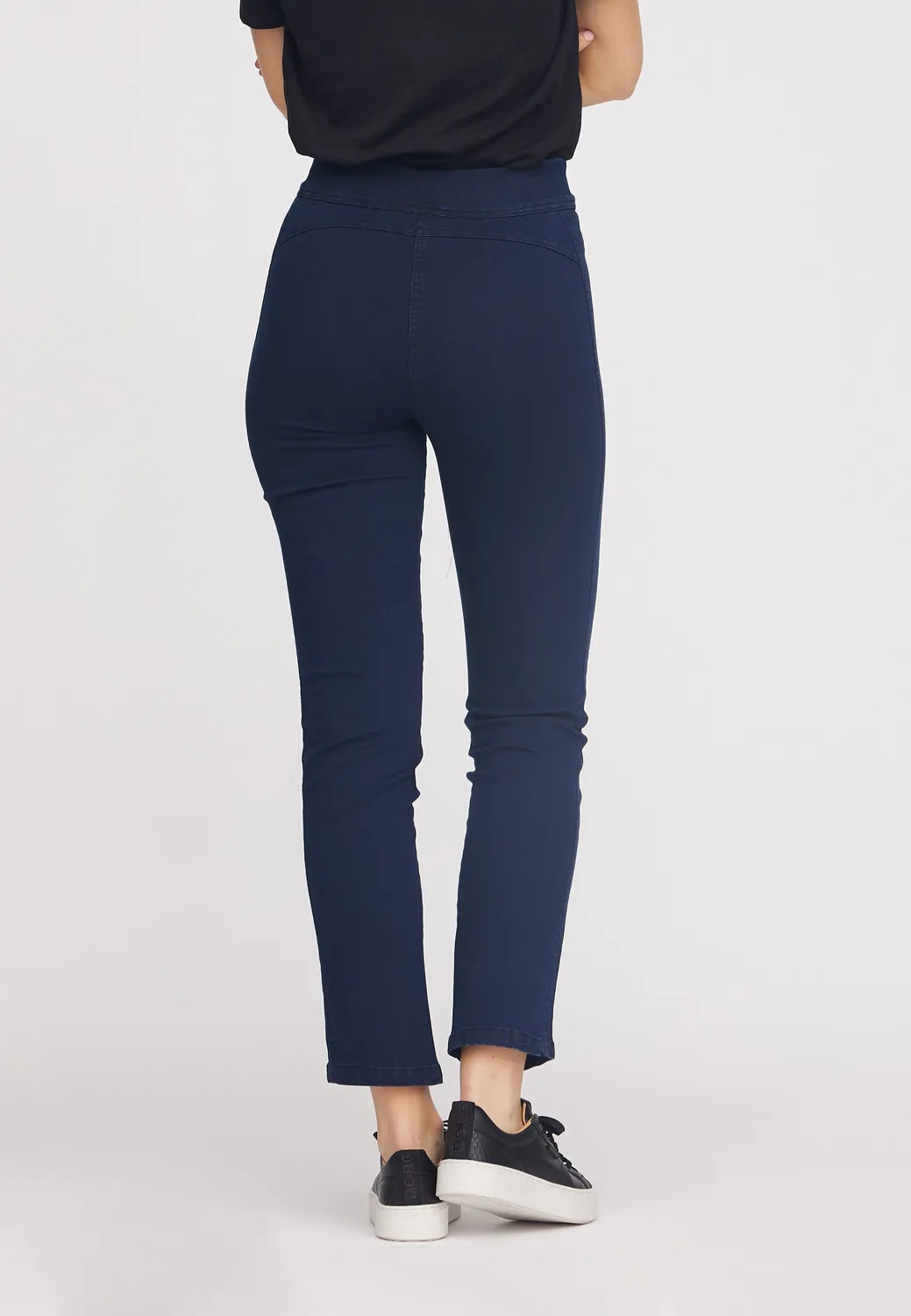 Laurie Serene Regular ML damesbroek Dark Blue Denim stretch