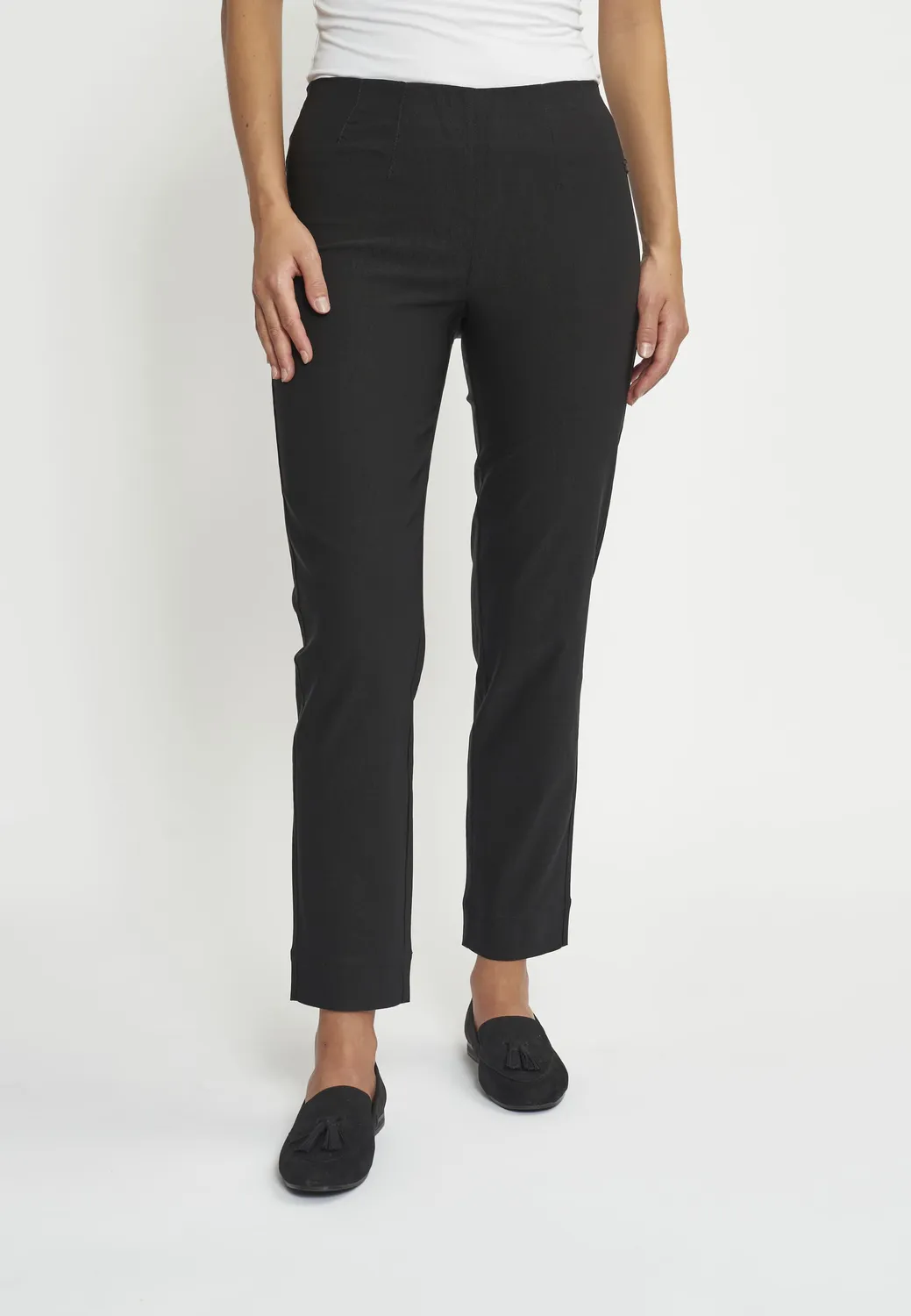 Laurie Betty Regular SL 27004 bengalin broek Zwart stretch