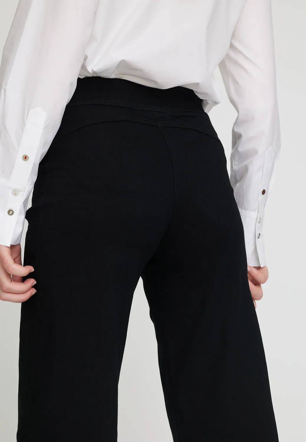 Laurie Serene Loose XSL broek Black losse stretch