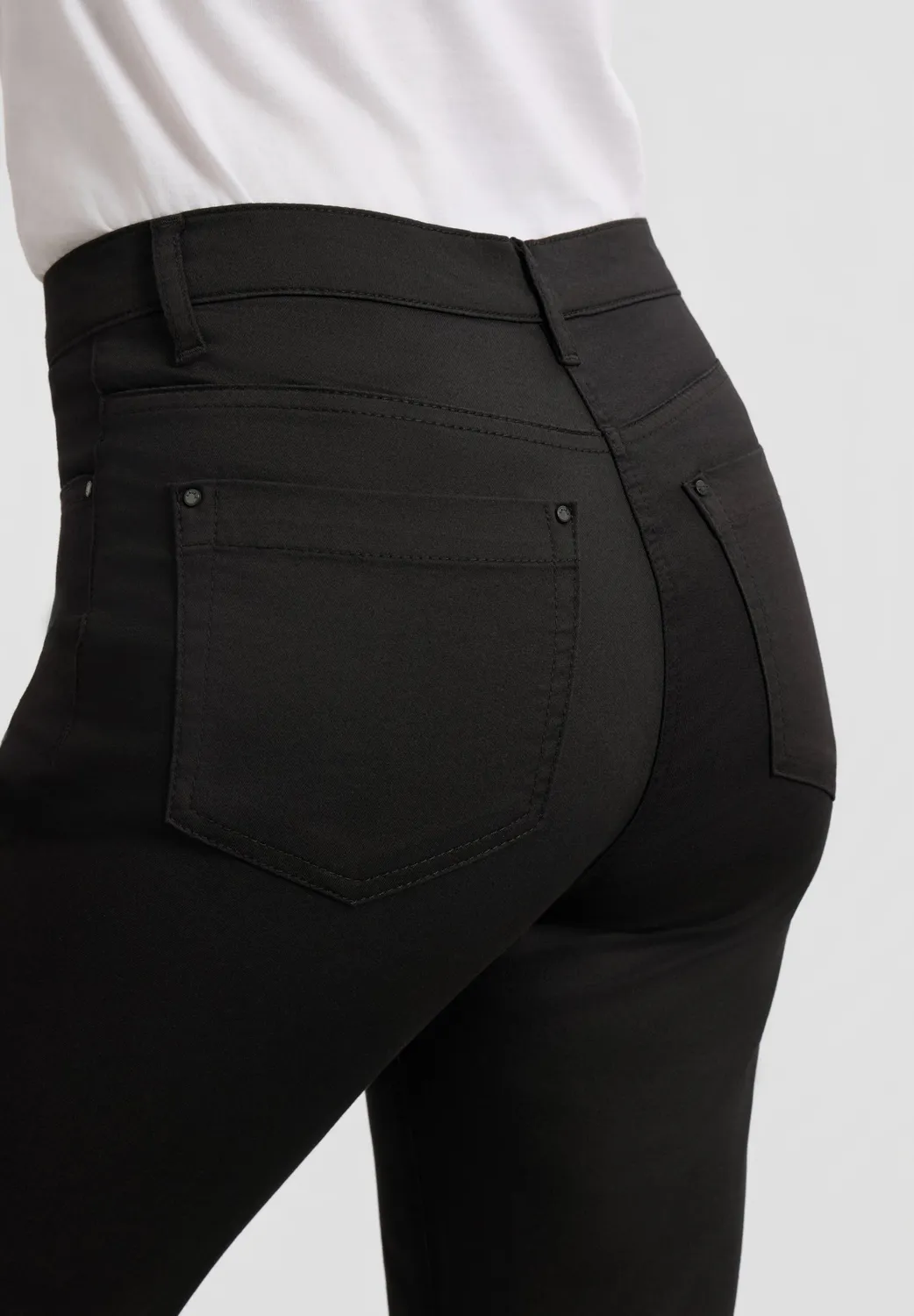Laurie Charlotte Regular ML broek Black stretch