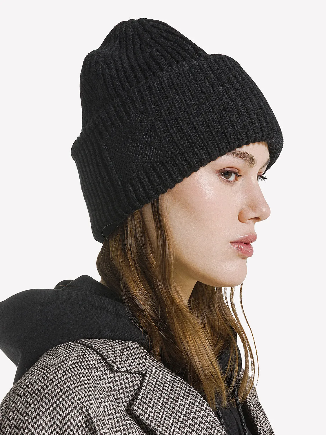 Nine In The Morning Umi UM09 muts zwart merinowol