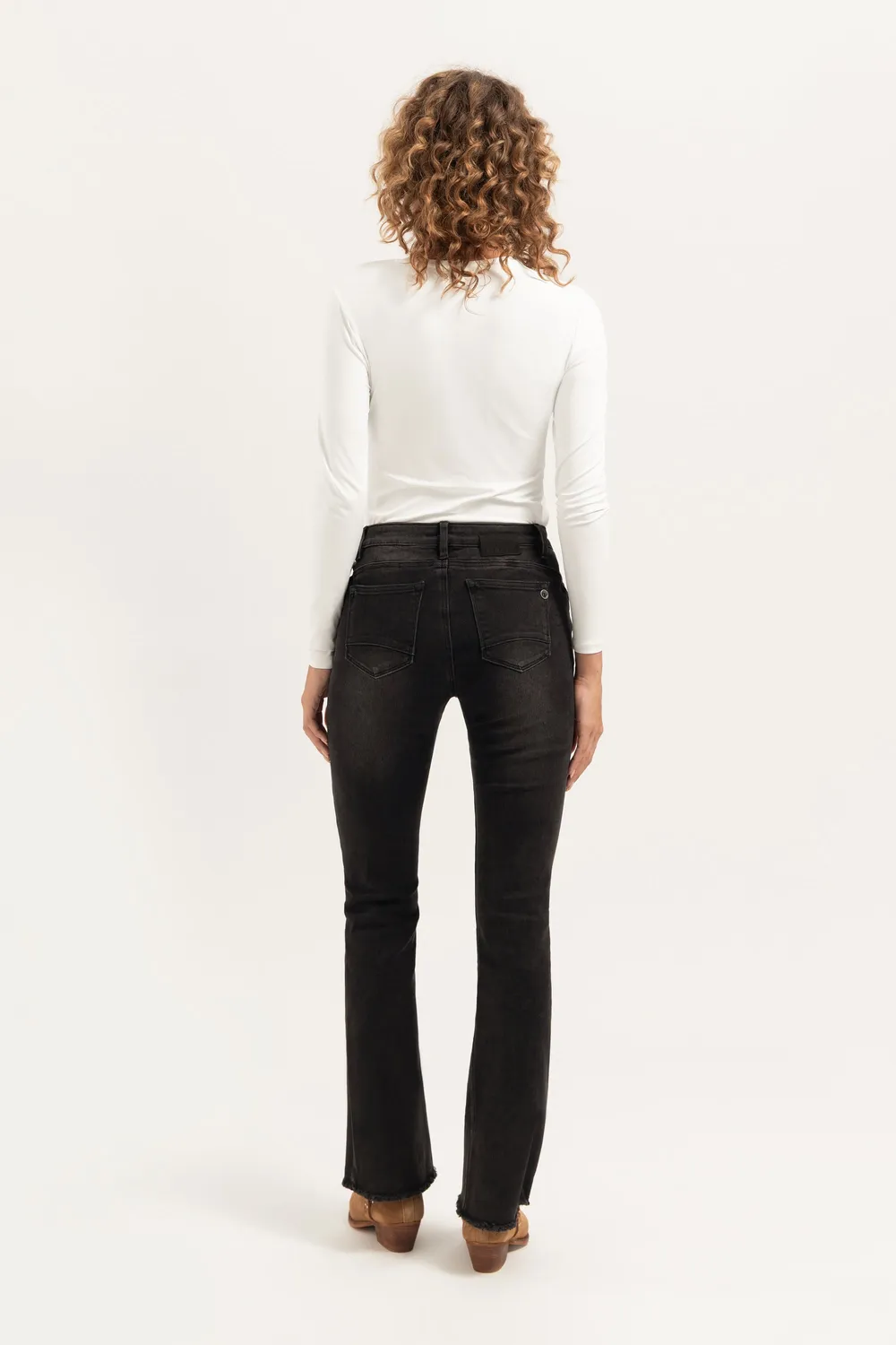 Florez Florèz Flared jeans Black stretch wijd uitlopend