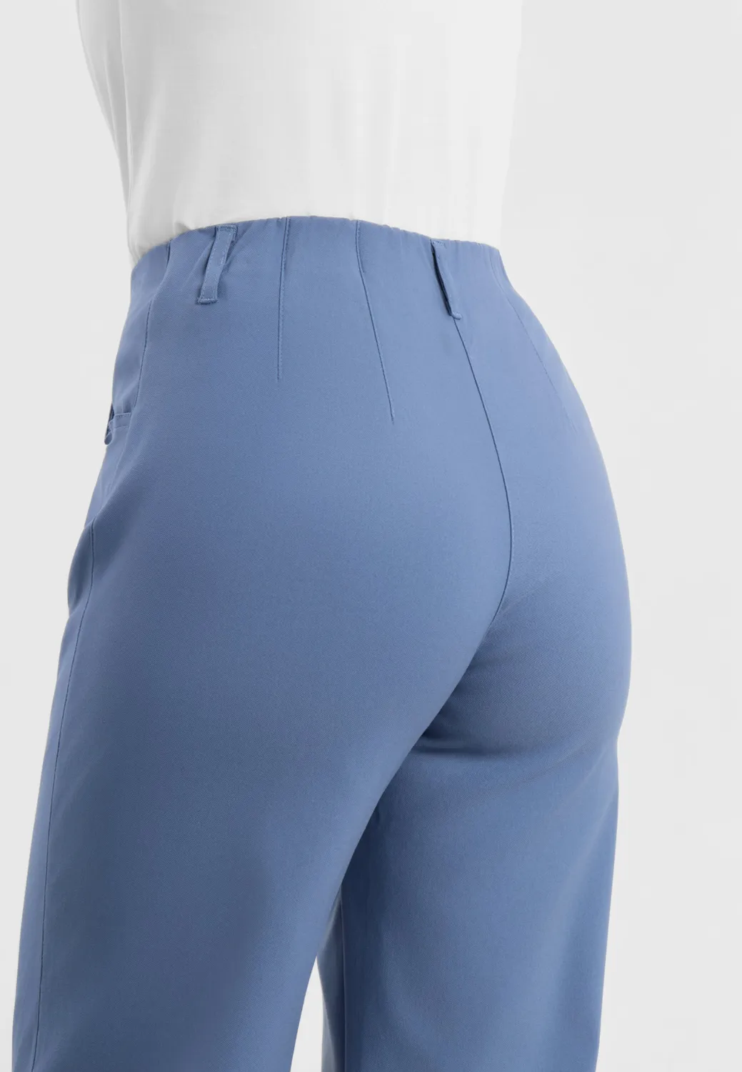 Laurie Donna Loose SL 101134 damesbroek blauw korte lengte